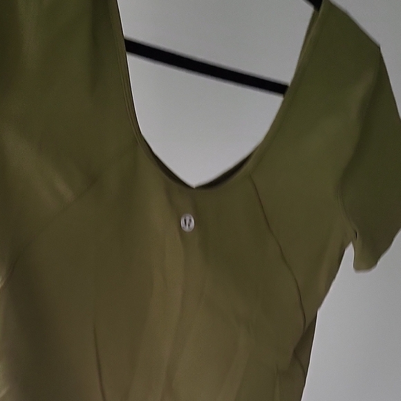 lululemon athletica Khaki Short Sleeve Tee - Picture 8 of 8